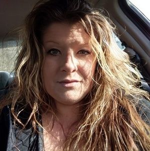 Meet your Posher, Lacey